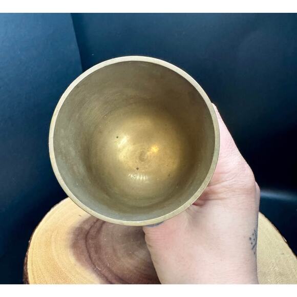 Vintage brass Pedestal Display Cup Etched with Enamel Floral Design - Picture 4 of 10